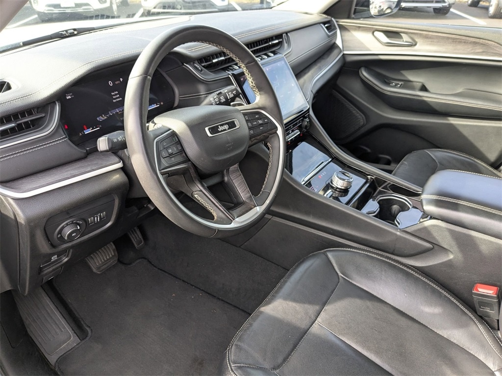 Thumbnail: 2023 Jeep Grand Cherokee L - 13