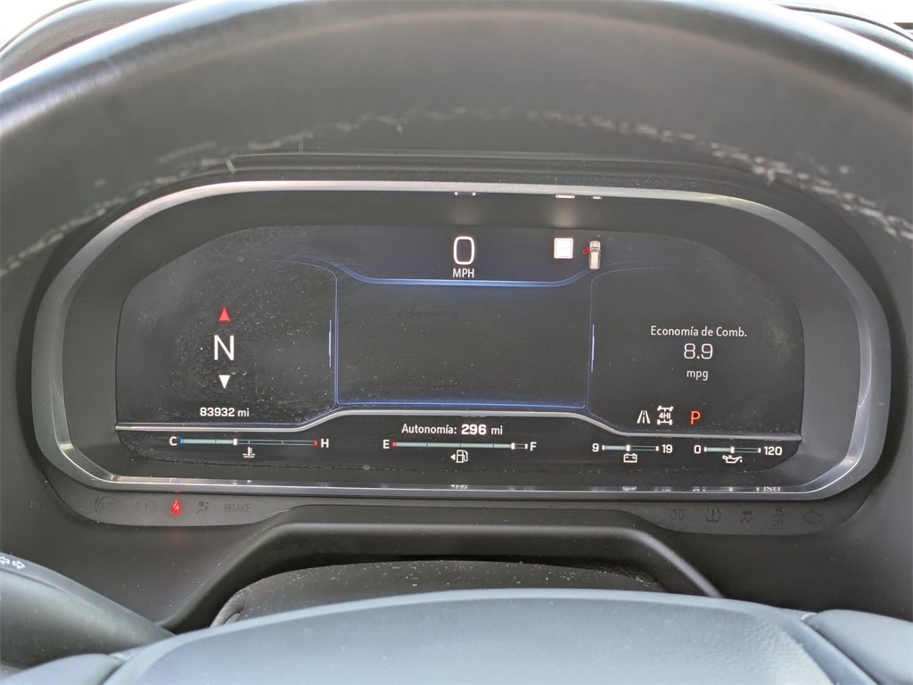 Thumbnail: 2023 Chevrolet Suburban - 21