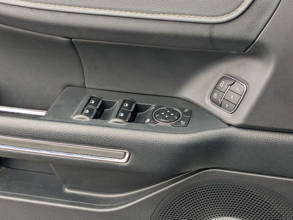 Thumbnail: 2024 Ford Expedition MAX - 15