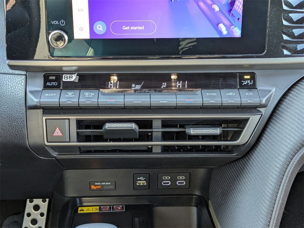 Thumbnail: 2025 Toyota Camry - 25