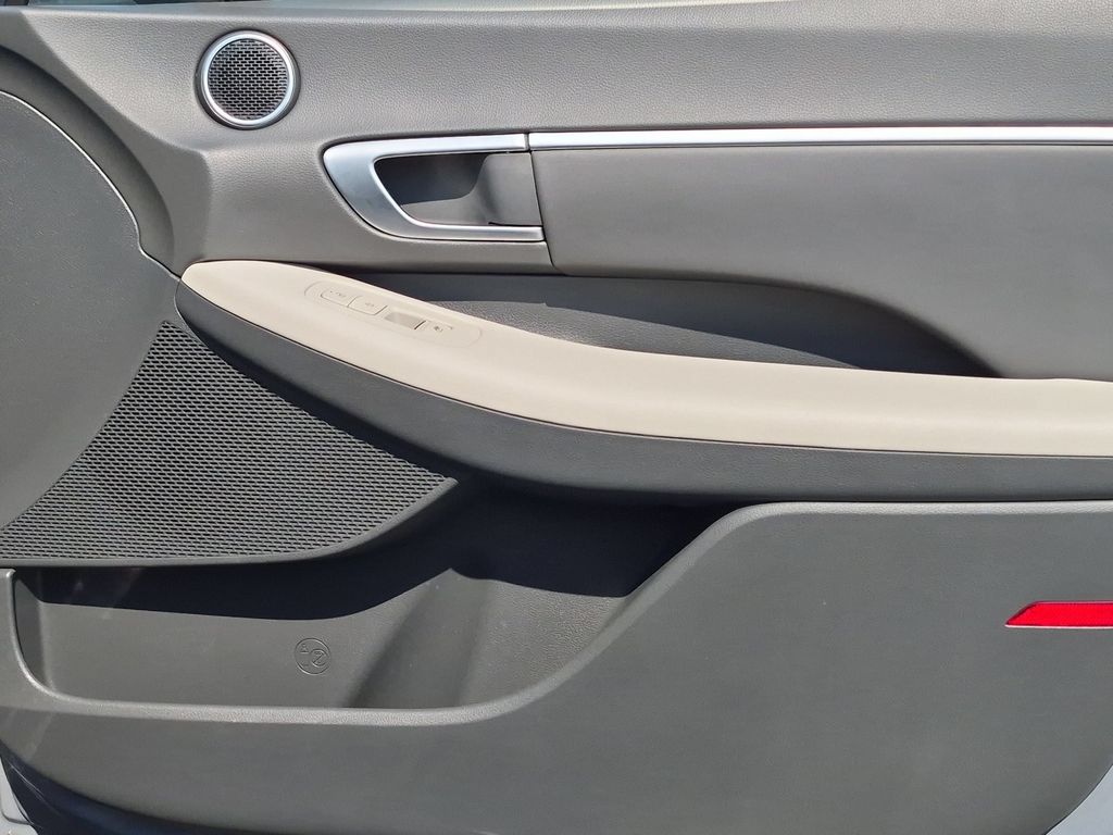 Thumbnail: 2025 Hyundai Sonata - 32