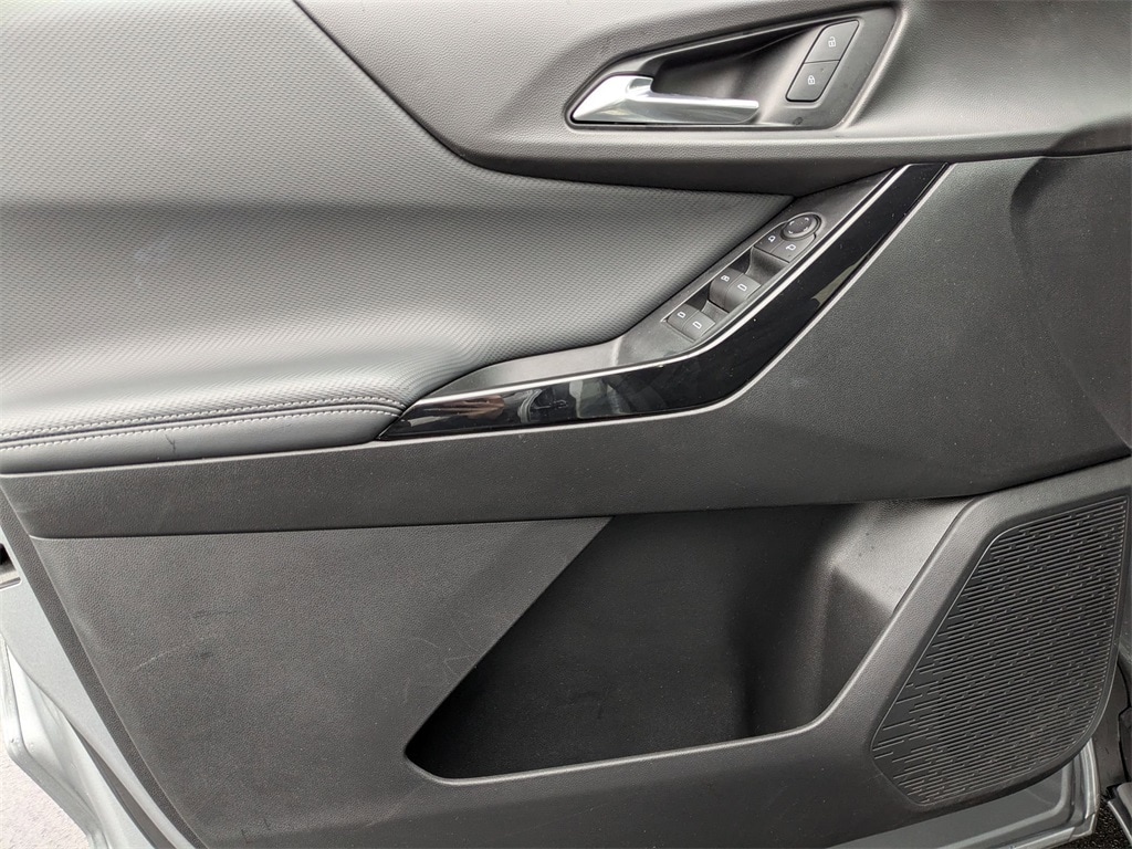 Thumbnail: 2025 Chevrolet Equinox - 13