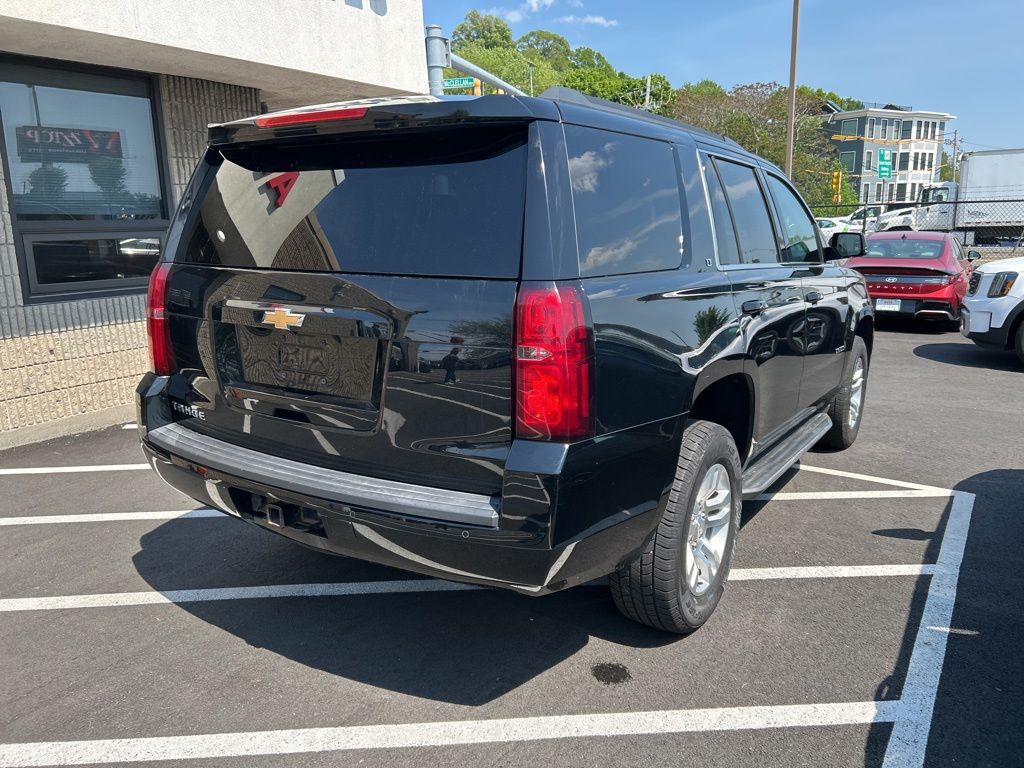 Thumbnail: 2019 Chevrolet Tahoe - 3