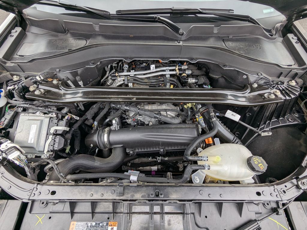 Thumbnail: 2025 Ford Explorer - 36