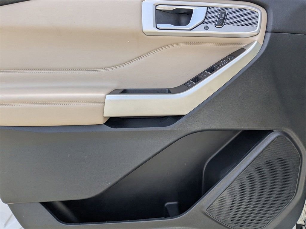 Thumbnail: 2023 Ford Explorer - 16