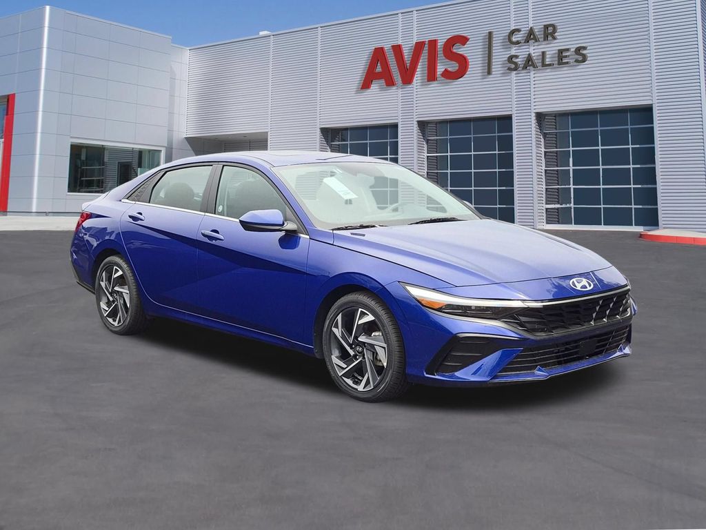 Thumbnail: 2025 Hyundai Elantra - 3