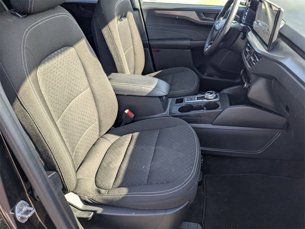Thumbnail: 2024 Ford Escape - 37