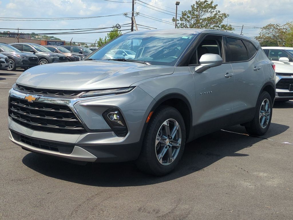 2025 Chevrolet Blazer 2.0T 2LT AWD's photo