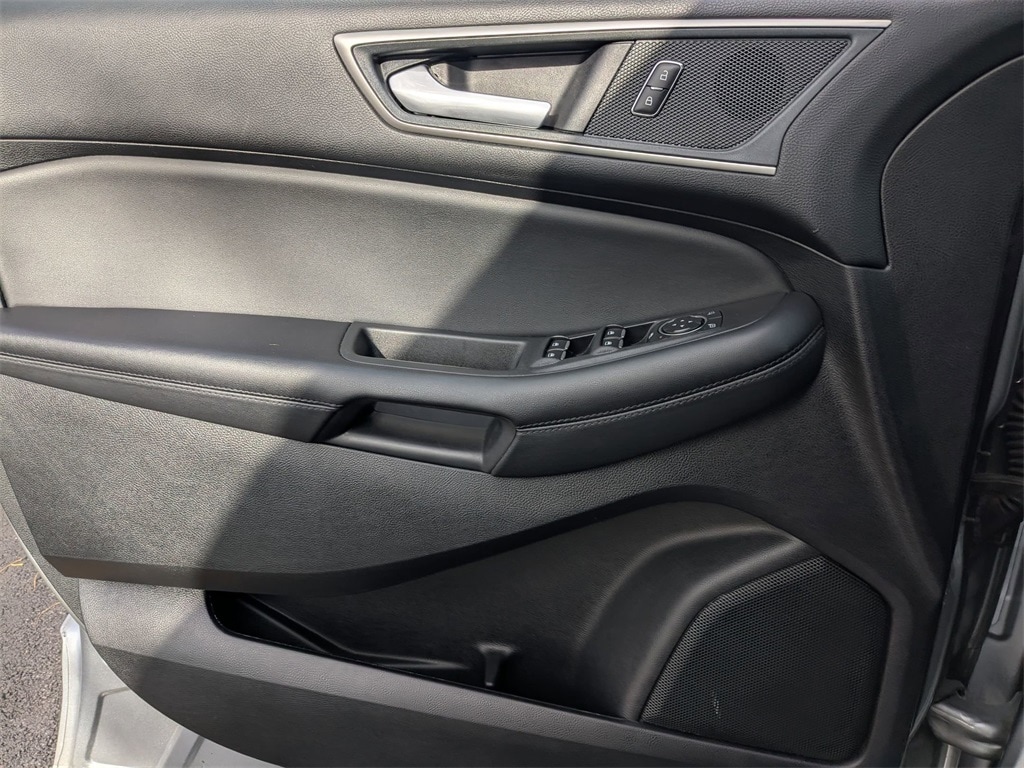 Thumbnail: 2024 Ford Edge - 10