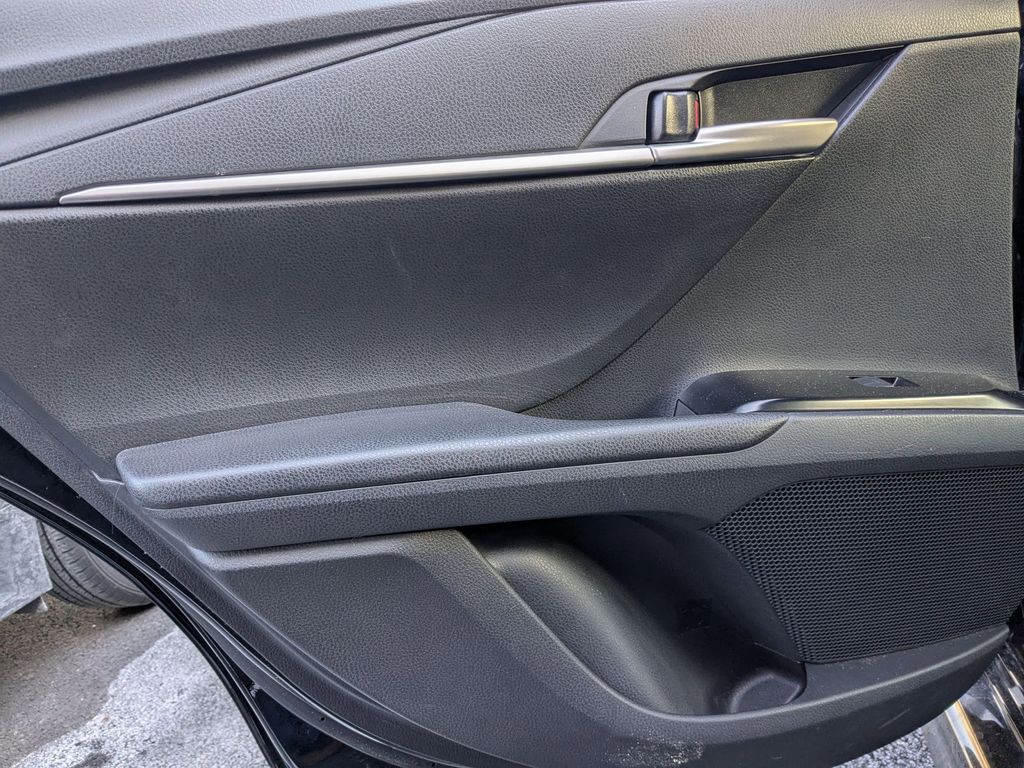 Thumbnail: 2025 Toyota Camry - 27