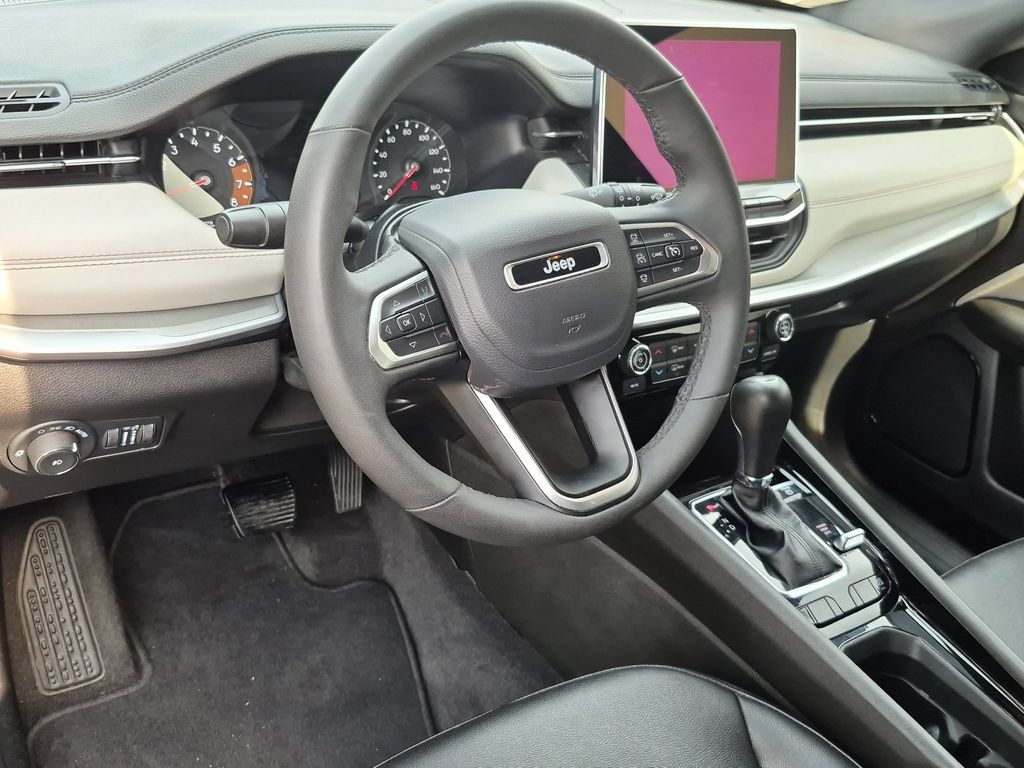Thumbnail: 2025 Jeep Compass - 15