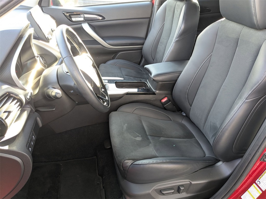 Thumbnail: 2025 Mitsubishi Eclipse Cross - 18