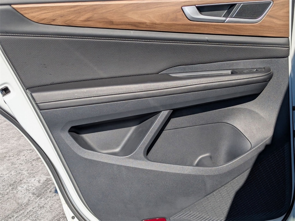 Thumbnail: 2024 Volkswagen Atlas - 27