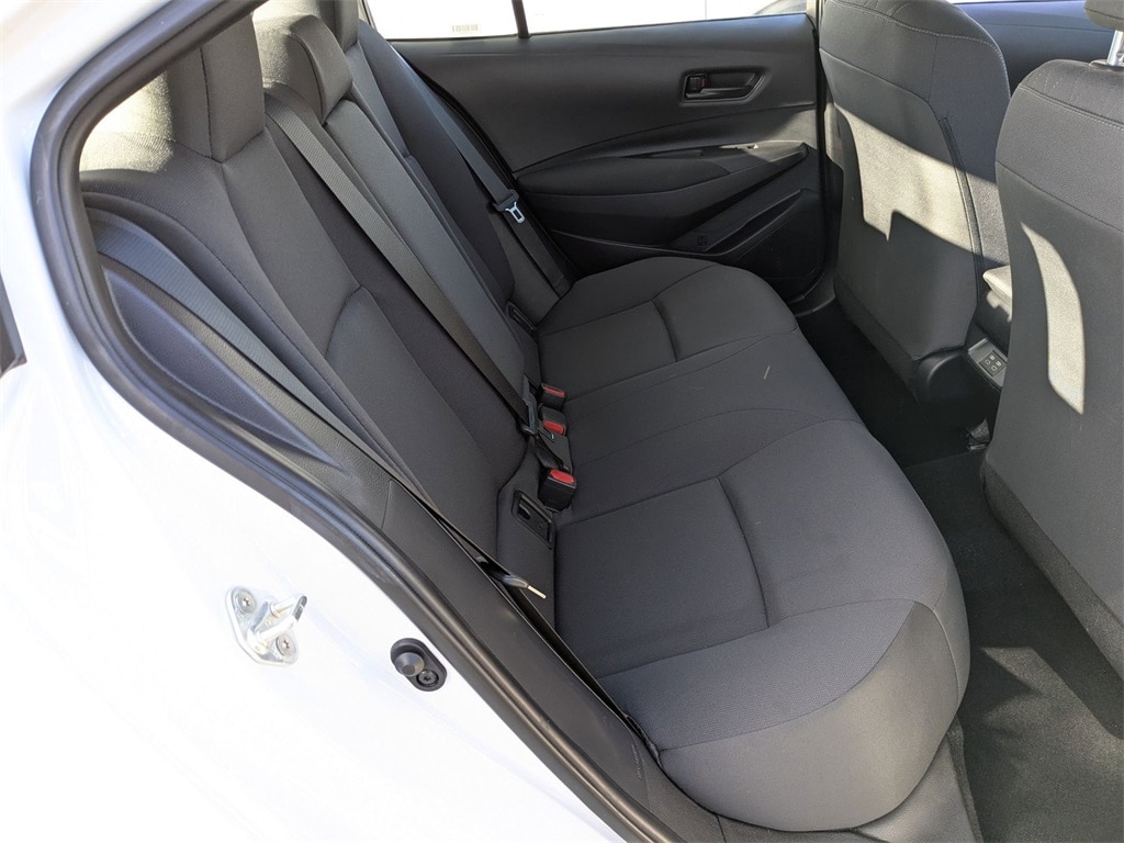 Thumbnail: 2024 Toyota Corolla - 32