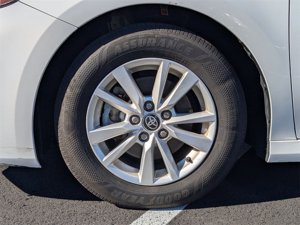 Thumbnail: 2025 Toyota Camry - 14