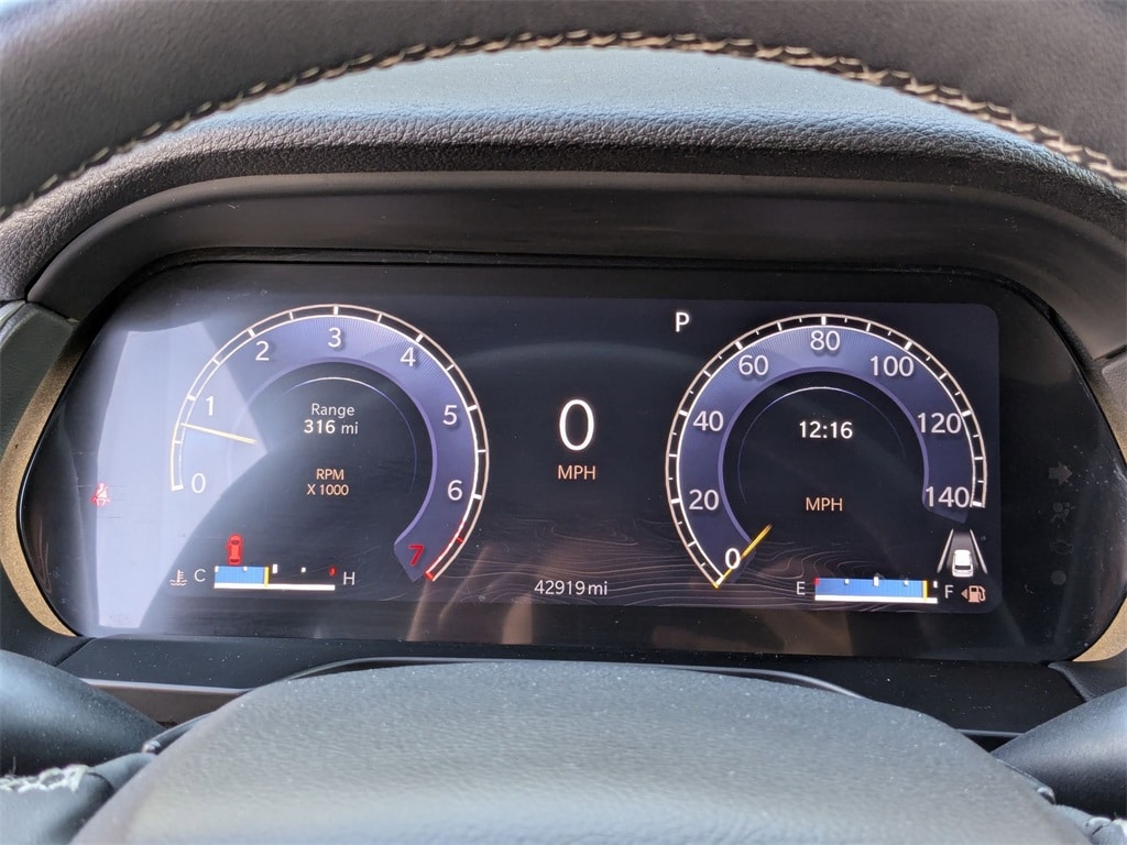 Thumbnail: 2024 Jeep Grand Cherokee - 21