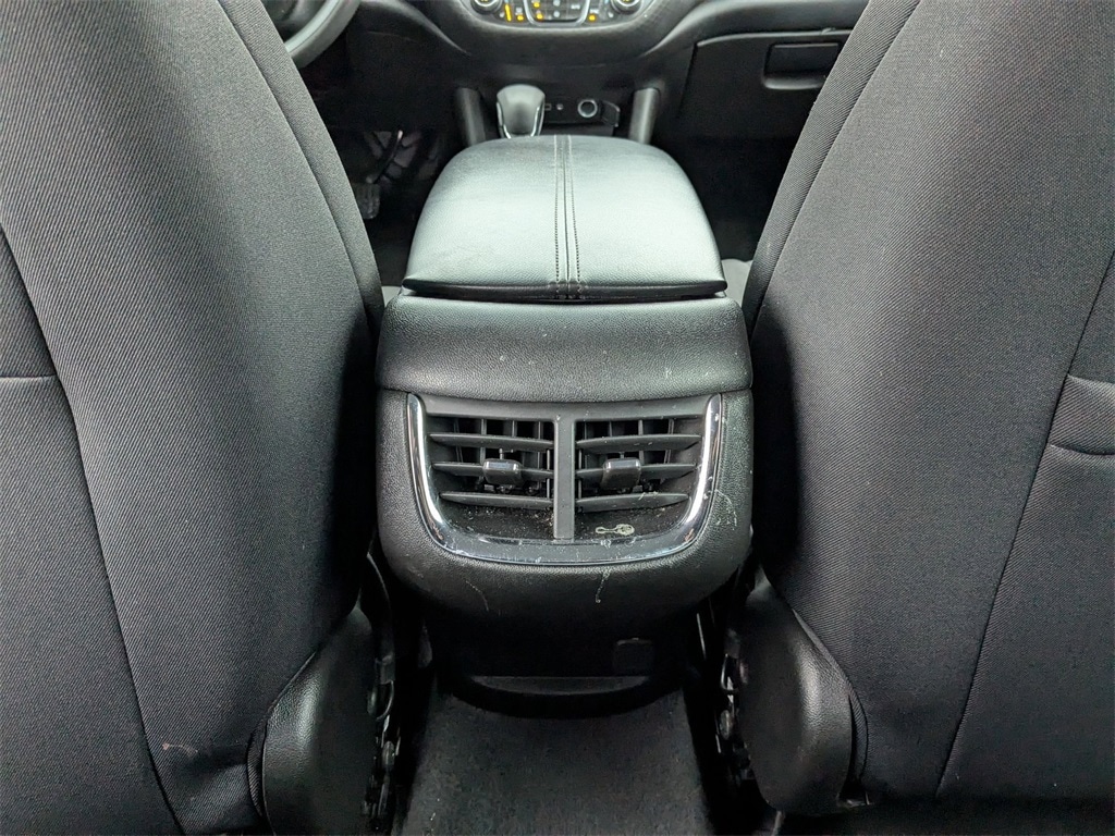 Thumbnail: 2024 Chevrolet Malibu - 30