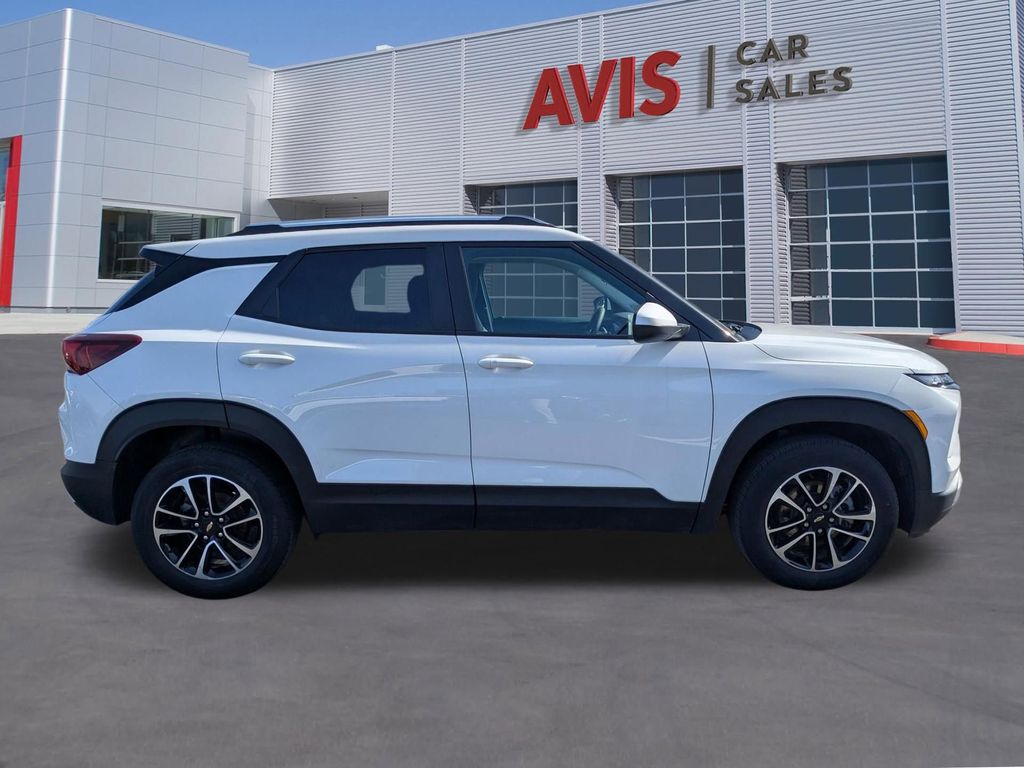Thumbnail: 2025 Chevrolet TrailBlazer - 5