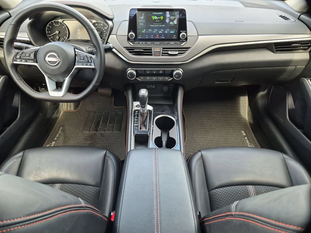2025 Nissan Altima SR - Photo 25