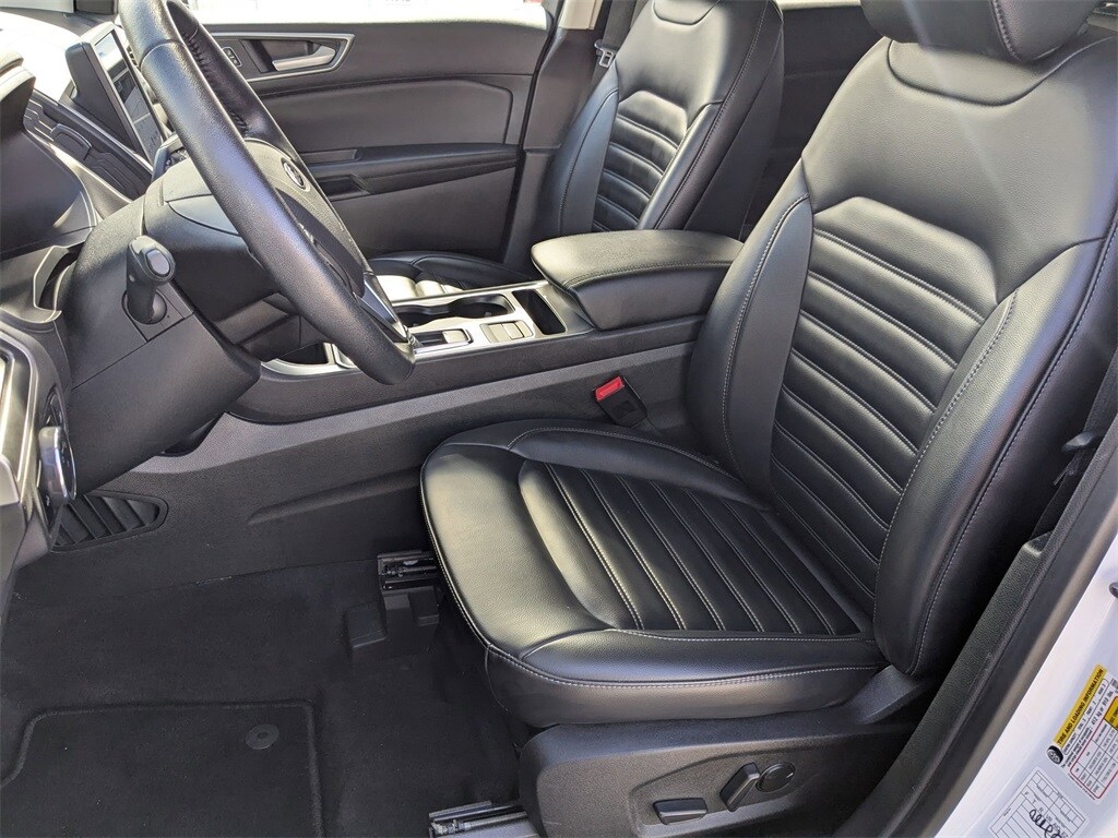 Thumbnail: 2024 Ford Edge - 18