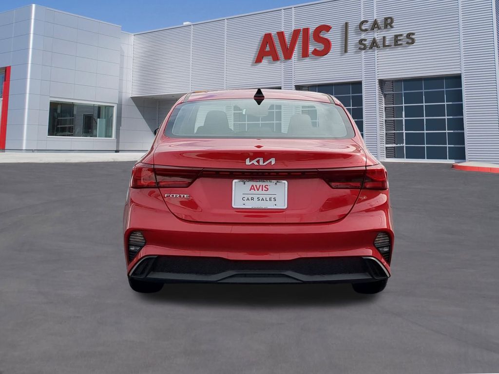 Thumbnail: 2024 Kia Forte - 5