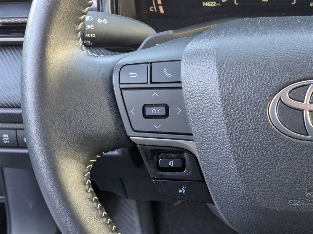 Thumbnail: 2025 Toyota Camry - 19