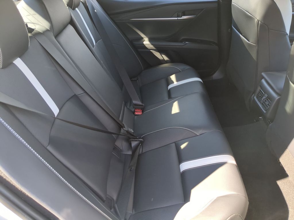 Thumbnail: 2025 Toyota Camry - 30