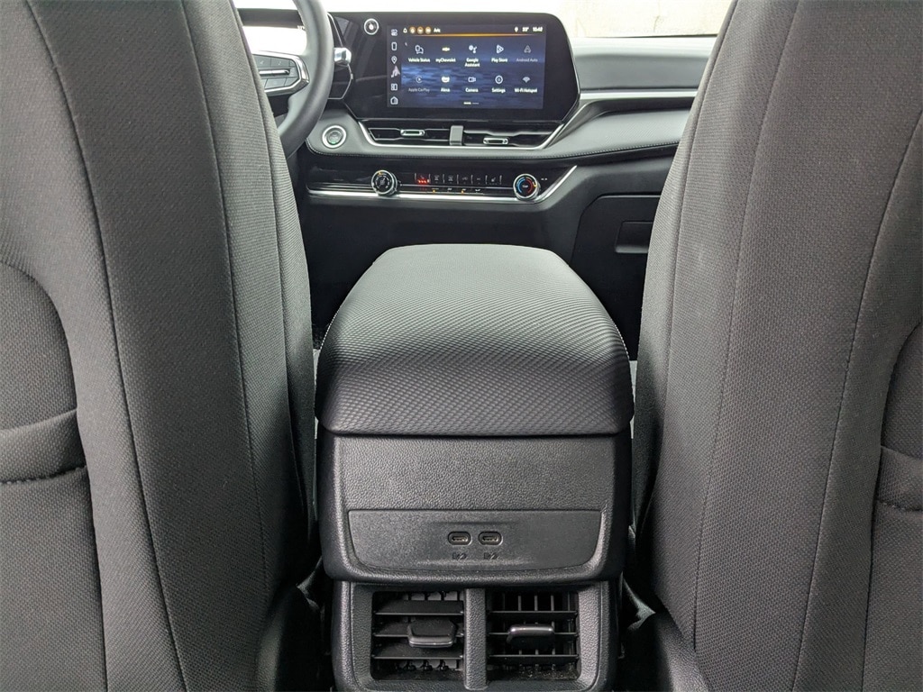 Thumbnail: 2025 Chevrolet Equinox - 30