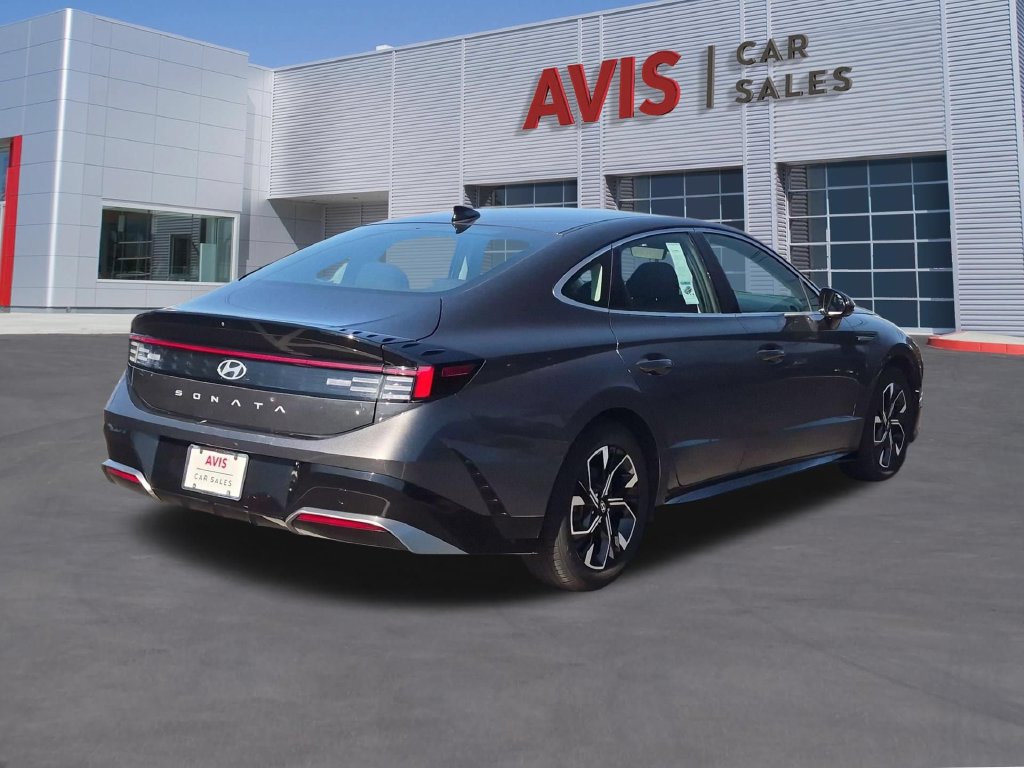 2025 Hyundai Sonata SEL - Photo 6