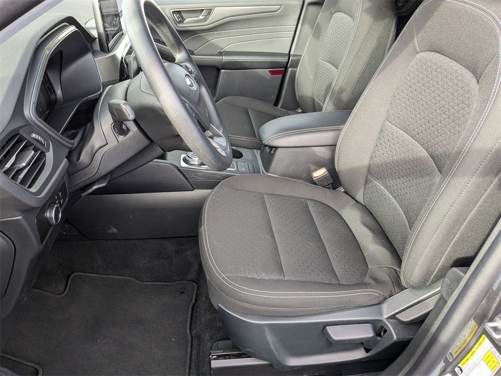 Thumbnail: 2025 Ford Escape - 20