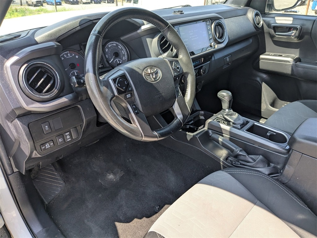 Thumbnail: 2023 Toyota Tacoma - 17
