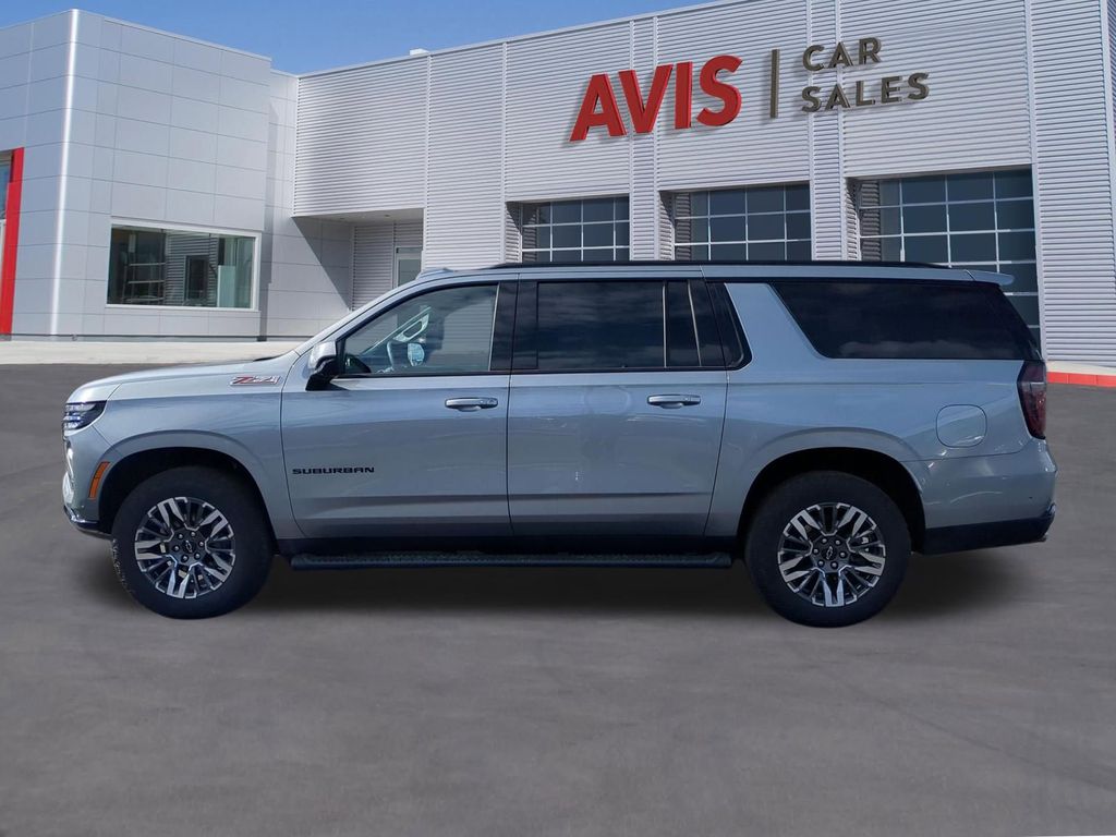 Thumbnail: 2025 Chevrolet Suburban - 10
