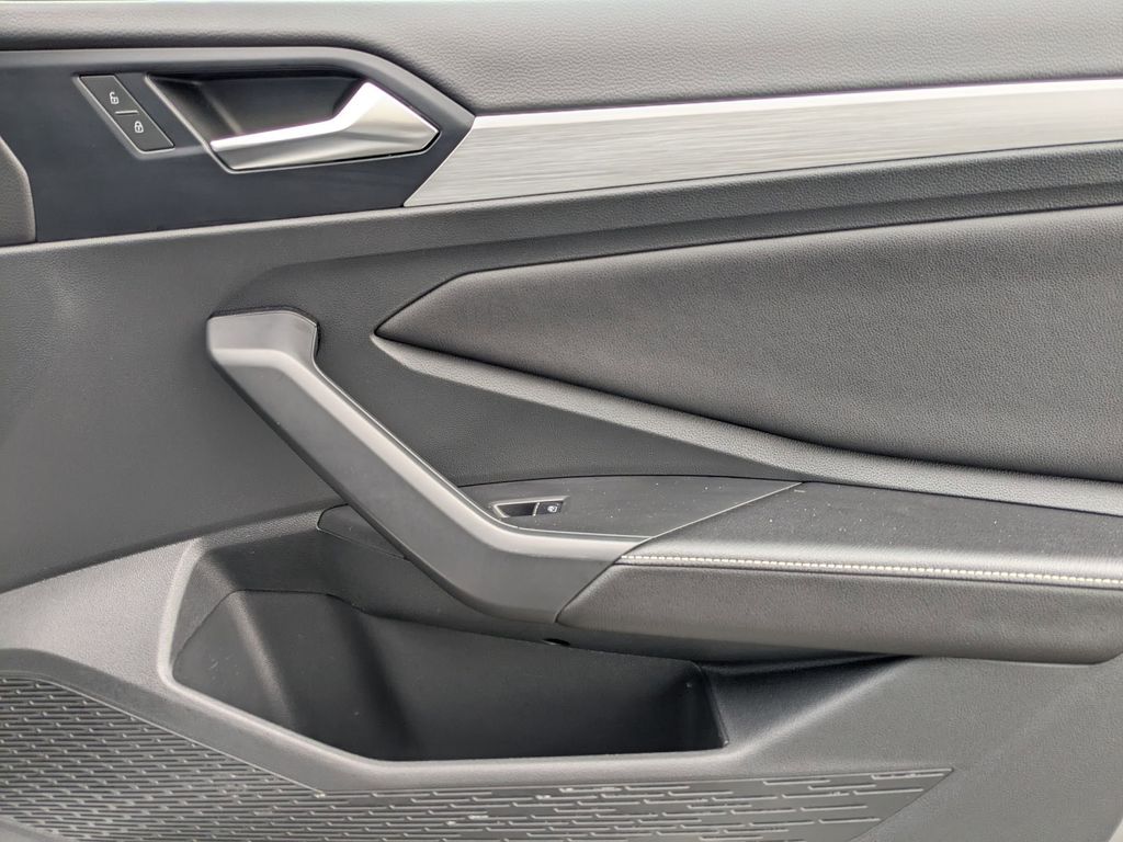 Thumbnail: 2025 Volkswagen Jetta - 29