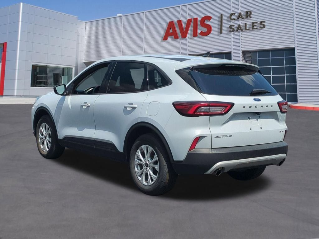 Thumbnail: 2025 Ford Escape - 10