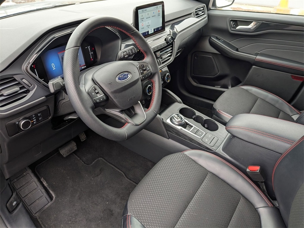 Thumbnail: 2025 Ford Escape - 16