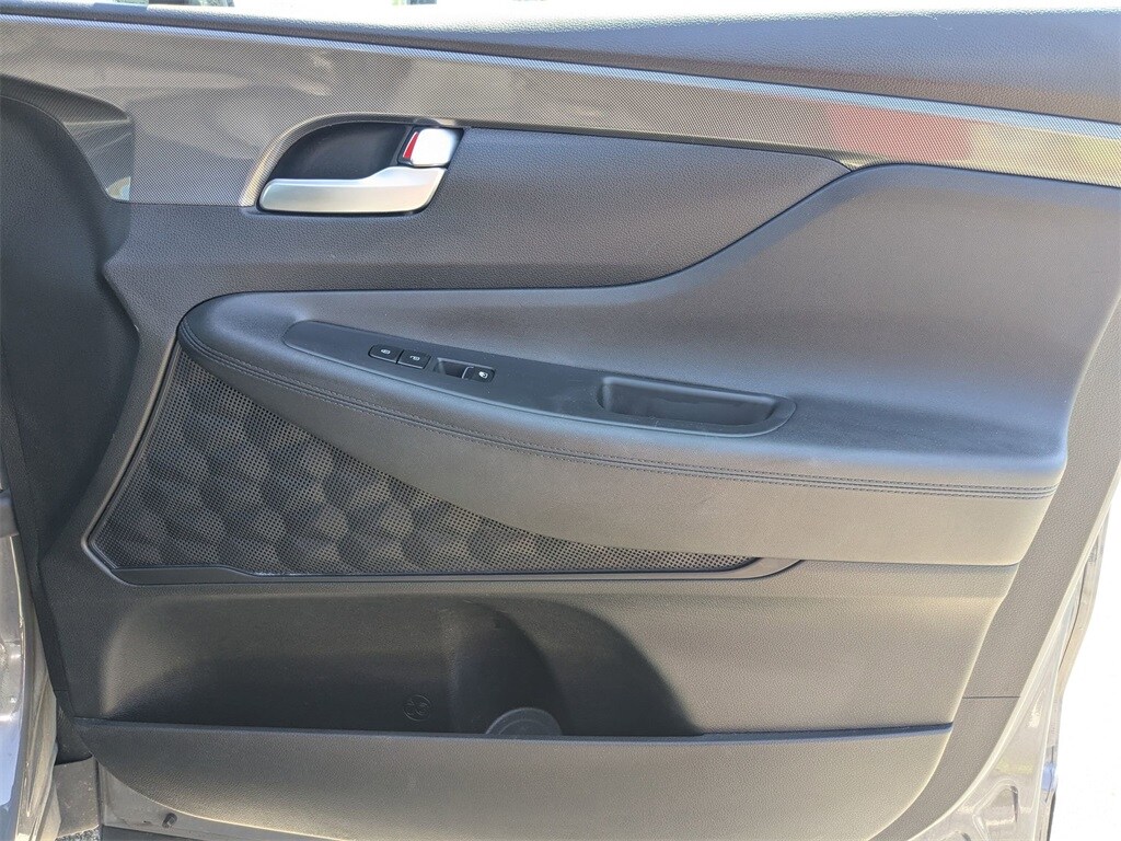 Thumbnail: 2023 Hyundai Santa Fe - 33
