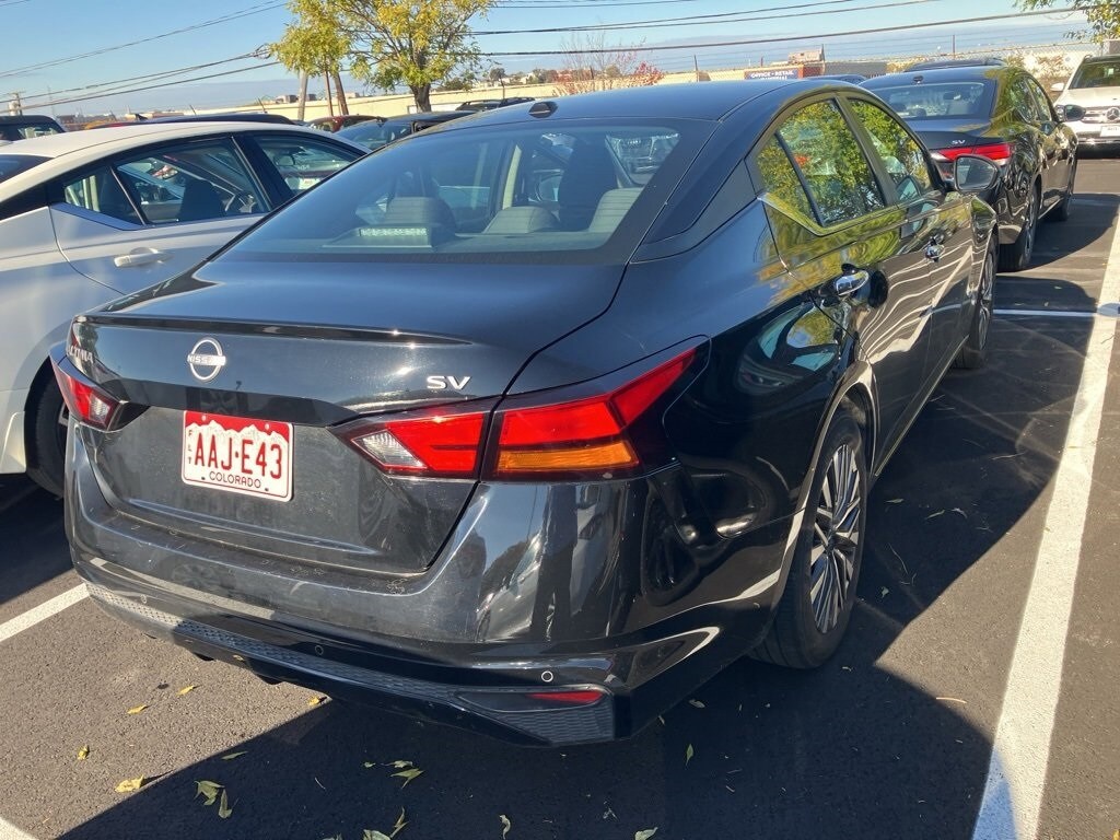 2024 Nissan Altima 2.5 SV photo 3