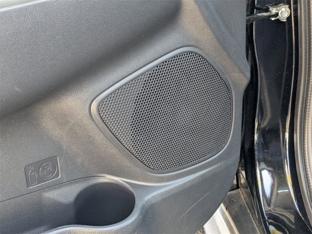 Thumbnail: 2025 Mitsubishi Outlander Sport - 15