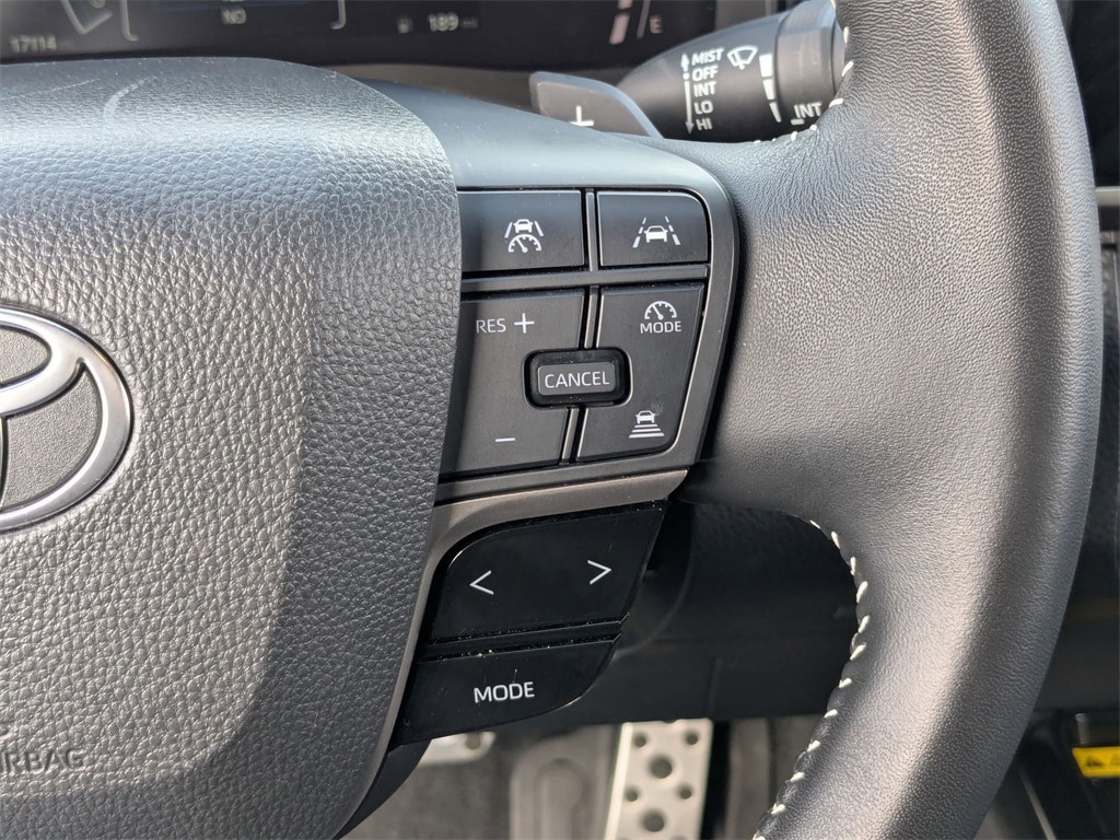 Thumbnail: 2025 Toyota Camry - 20