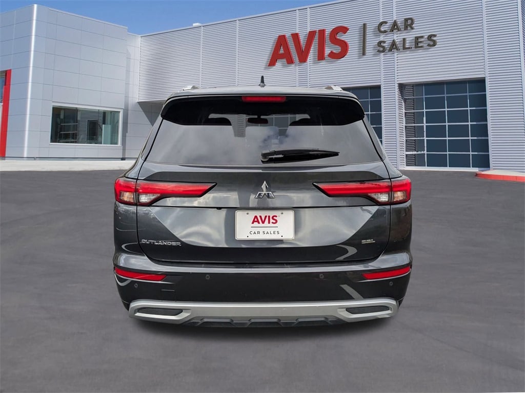 Thumbnail: 2024 Mitsubishi Outlander - 6