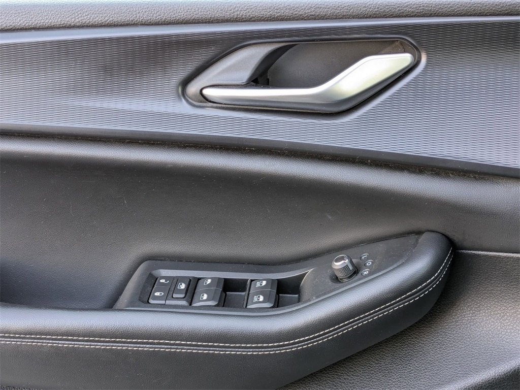 Thumbnail: 2024 Jeep Grand Cherokee - 14