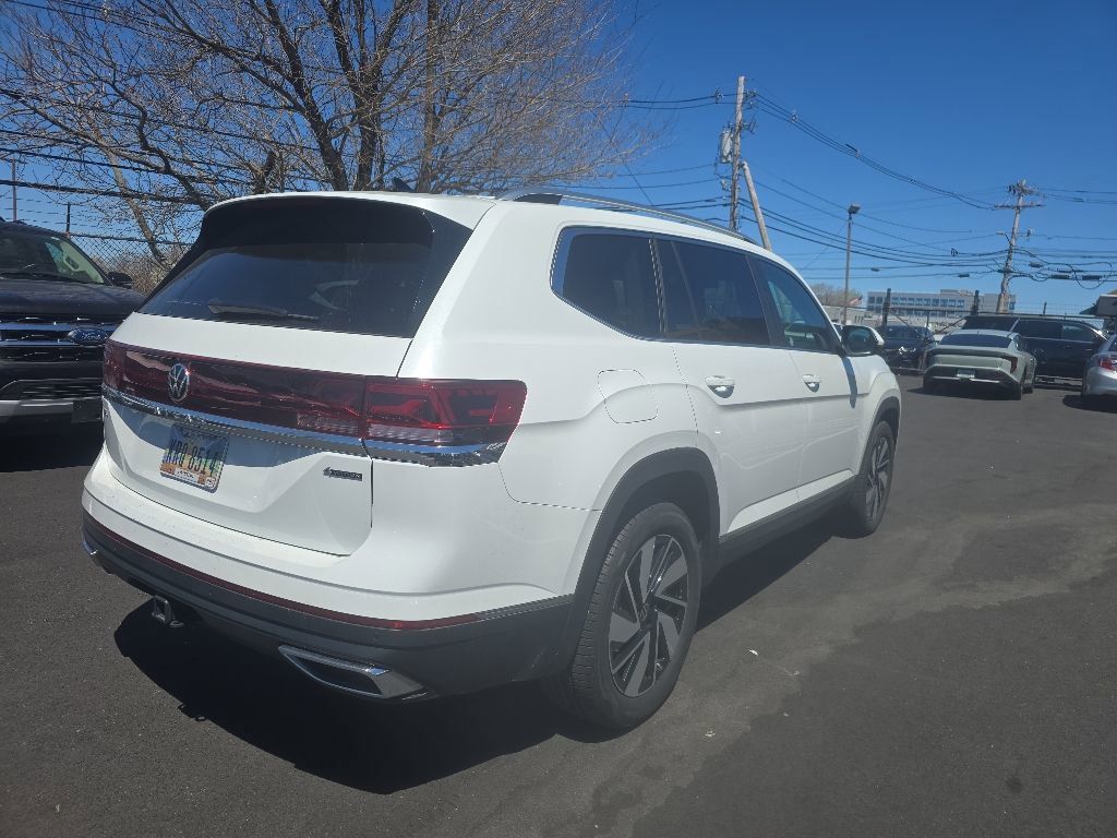 Thumbnail: 2025 Volkswagen Atlas - 4