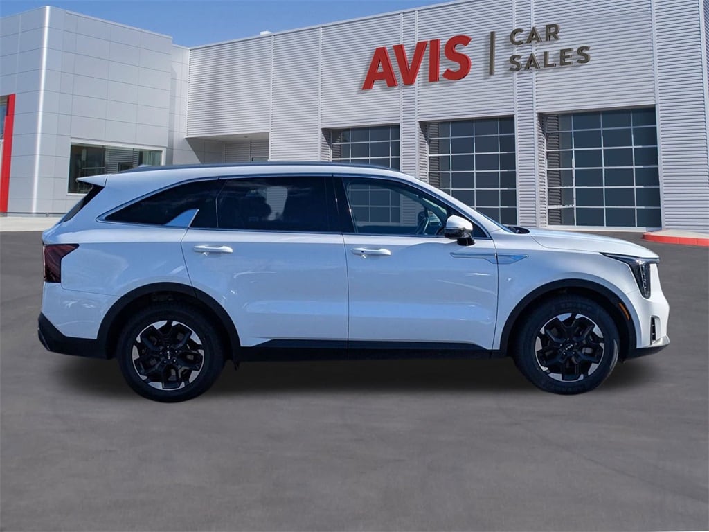 Thumbnail: 2024 Kia Sorento - 7