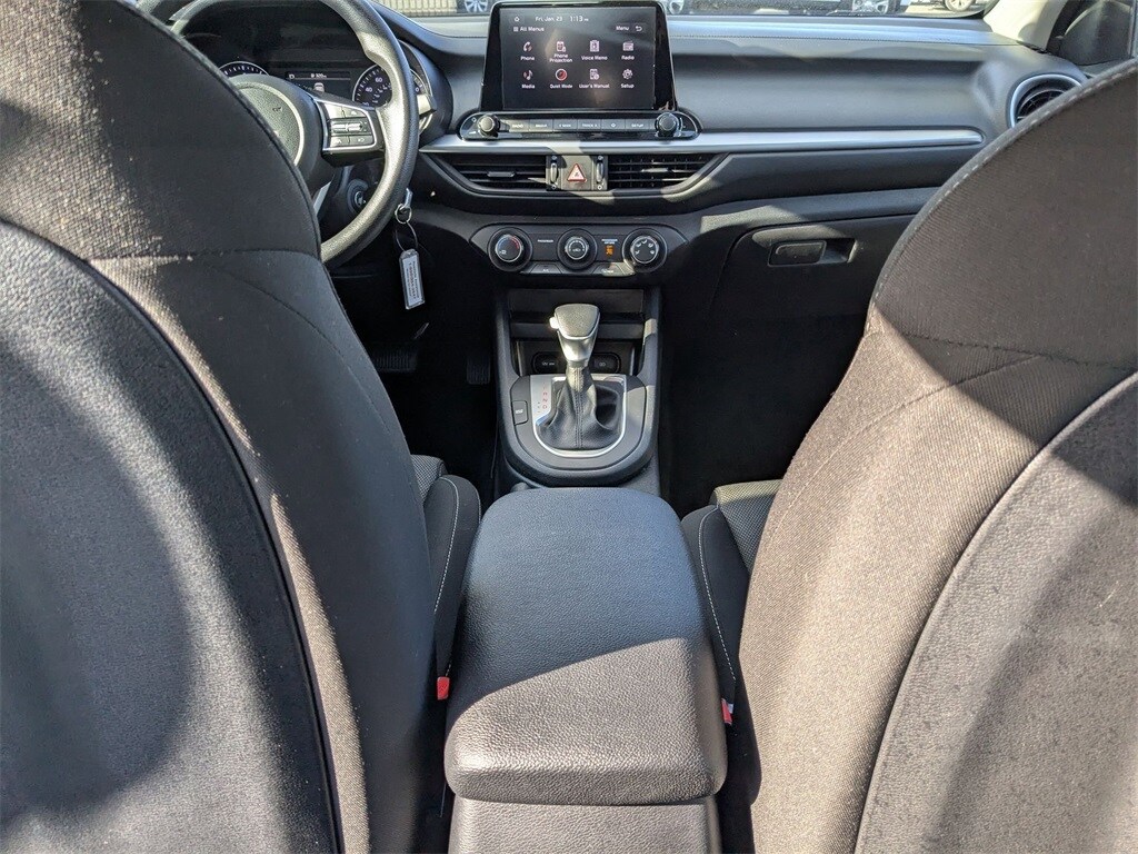 Thumbnail: 2024 Kia Forte - 29