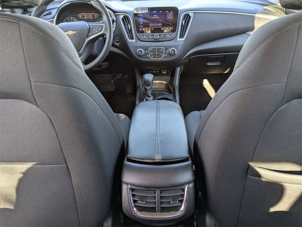 Thumbnail: 2023 Chevrolet Malibu - 35