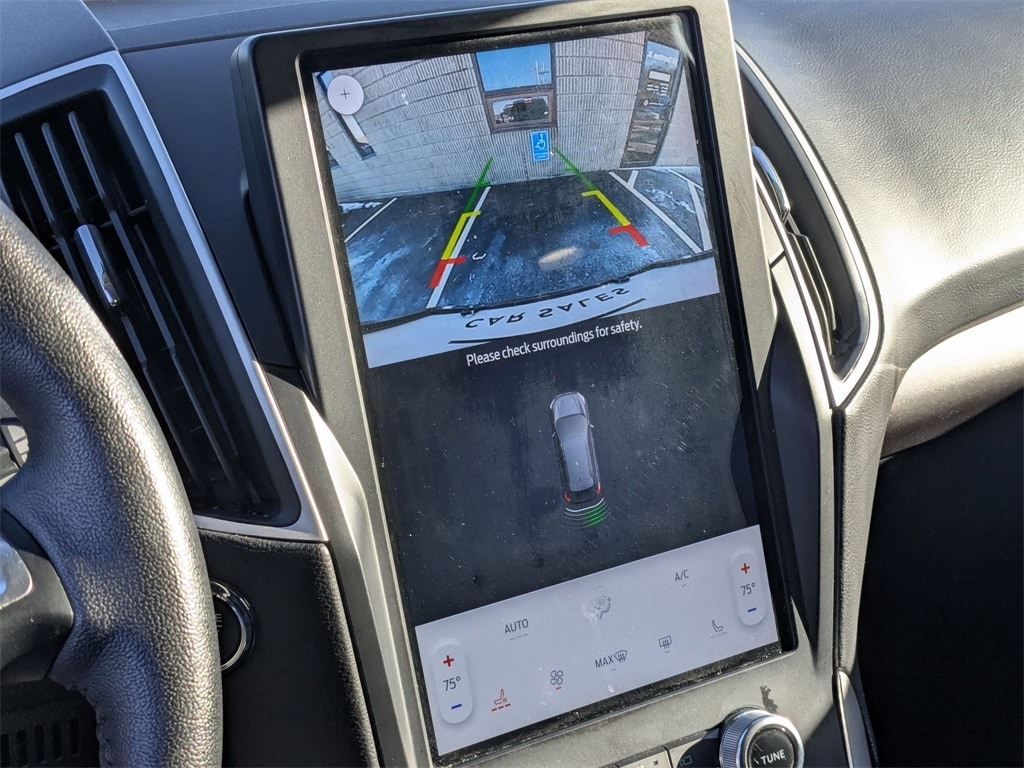 Thumbnail: 2024 Ford Edge - 22