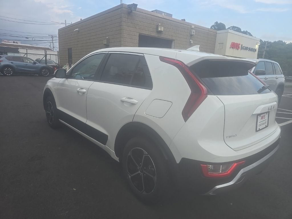 Thumbnail: 2025 Kia Niro - 6