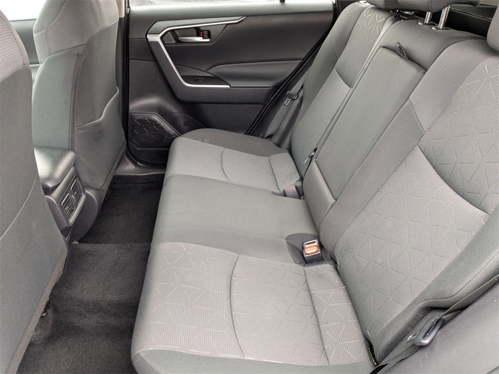 Thumbnail: 2025 Toyota RAV4 - 28