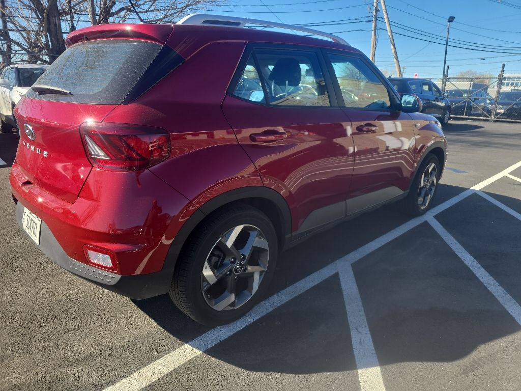 Thumbnail: 2025 Hyundai Venue - 4