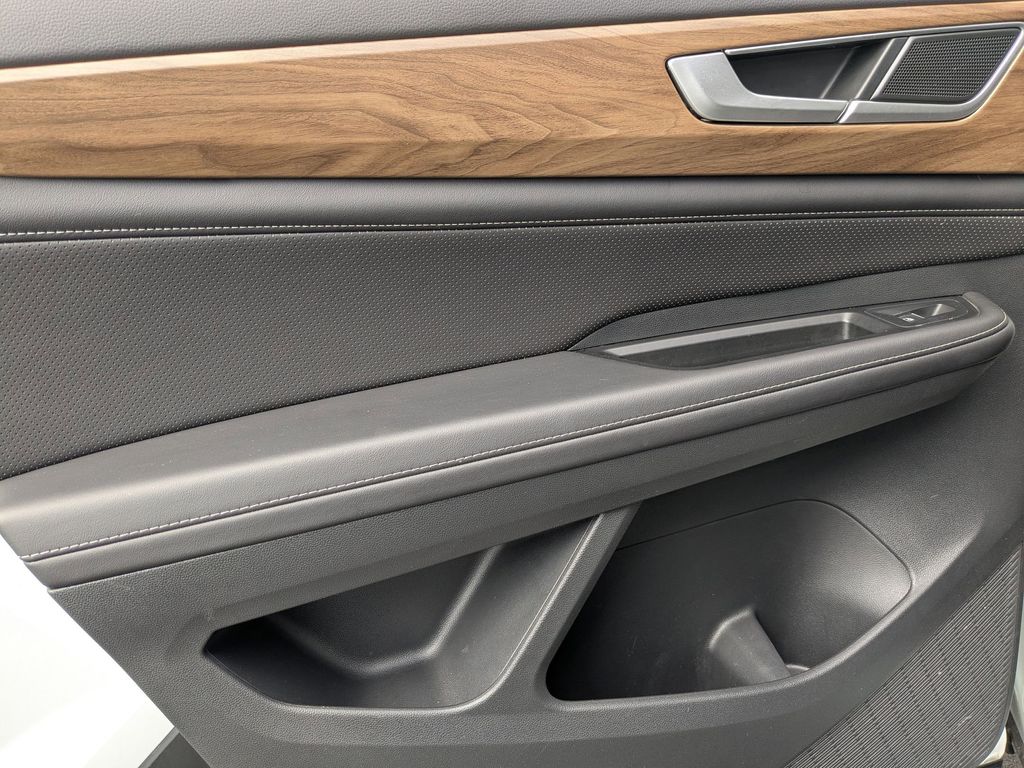 Thumbnail: 2025 Volkswagen Atlas - 25